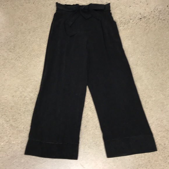 Heartloom cropped wide leg black pants. XS - Picture 2 of 10